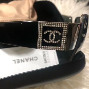 💯Authentic Vintage Black Chanel Sunglasses 😎❤️❤️